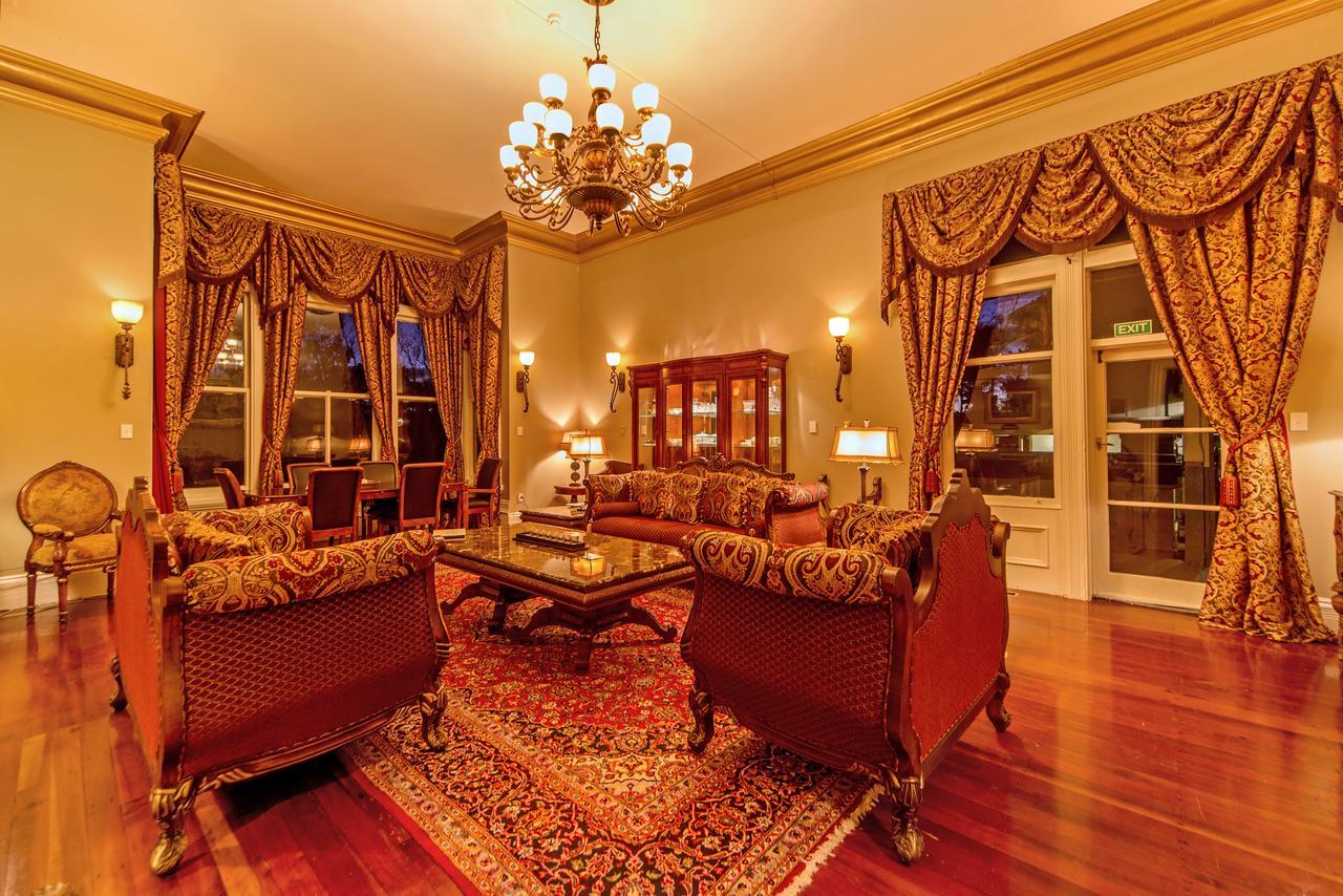 Highden Manor Estate Hotel Palmerston North Eksteriør billede