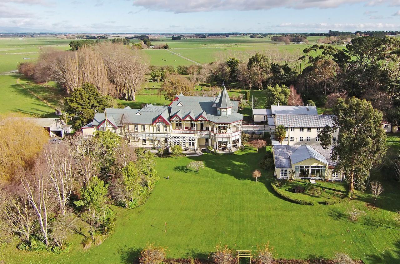 Highden Manor Estate Hotel Palmerston North Eksteriør billede