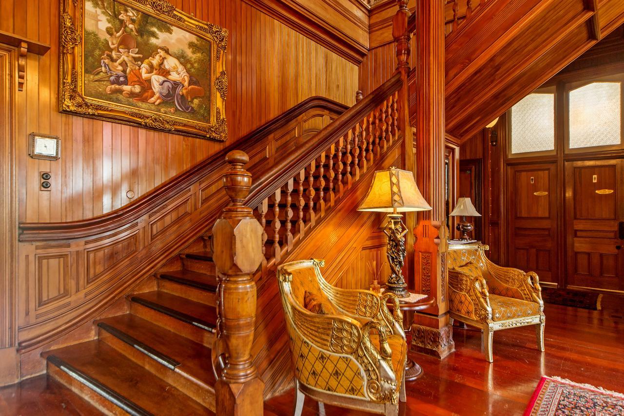 Highden Manor Estate Hotel Palmerston North Eksteriør billede
