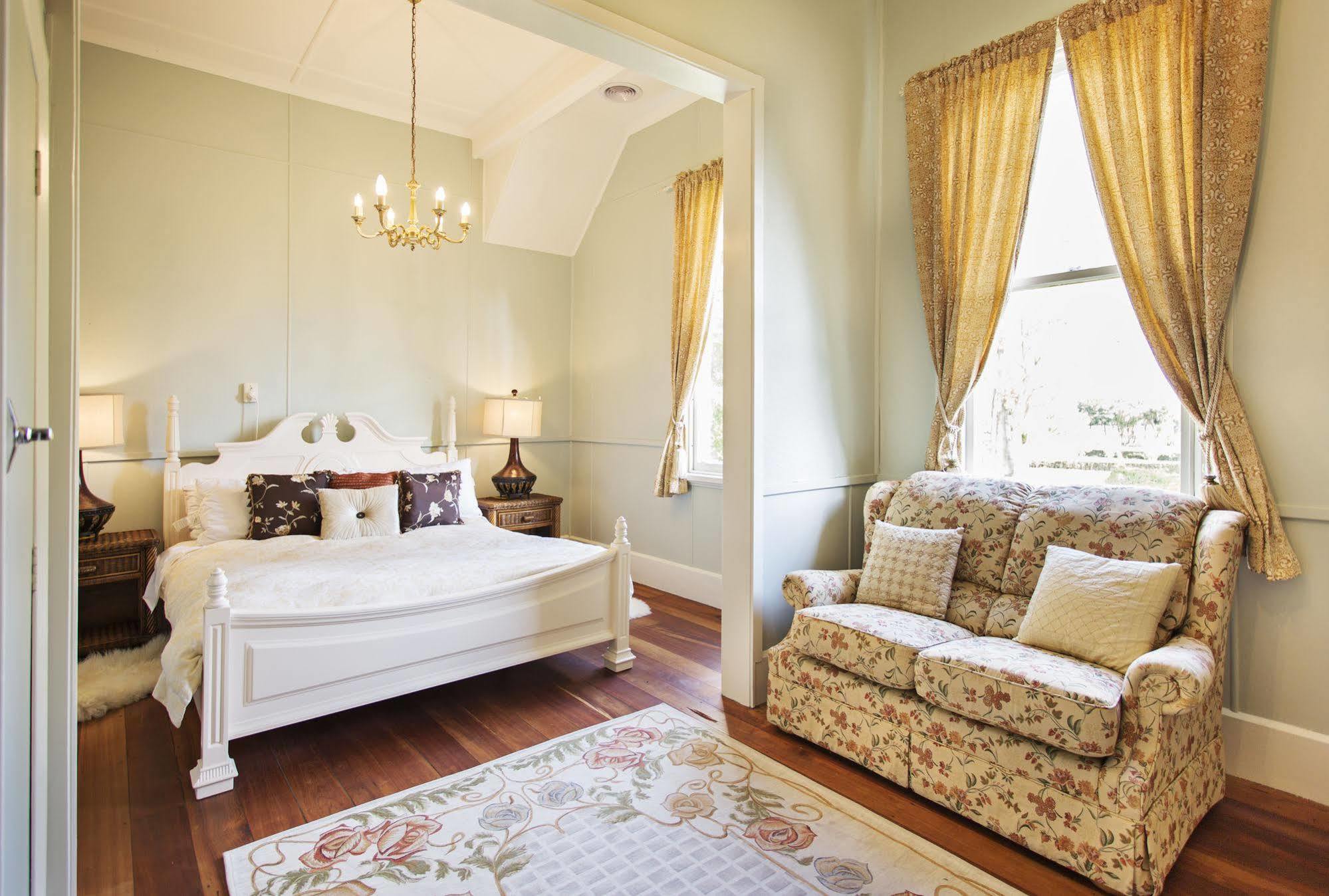 Highden Manor Estate Hotel Palmerston North Eksteriør billede