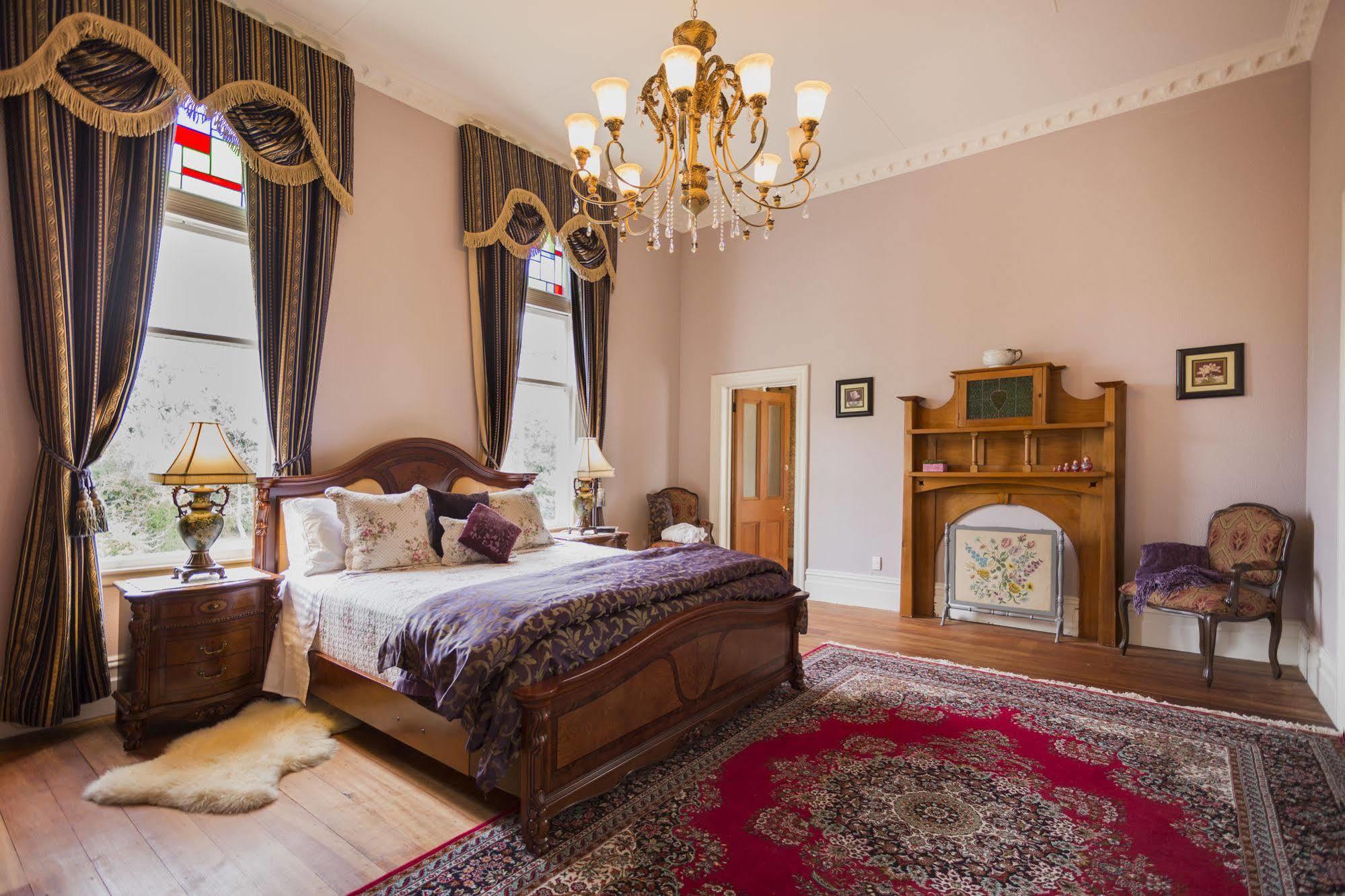 Highden Manor Estate Hotel Palmerston North Eksteriør billede
