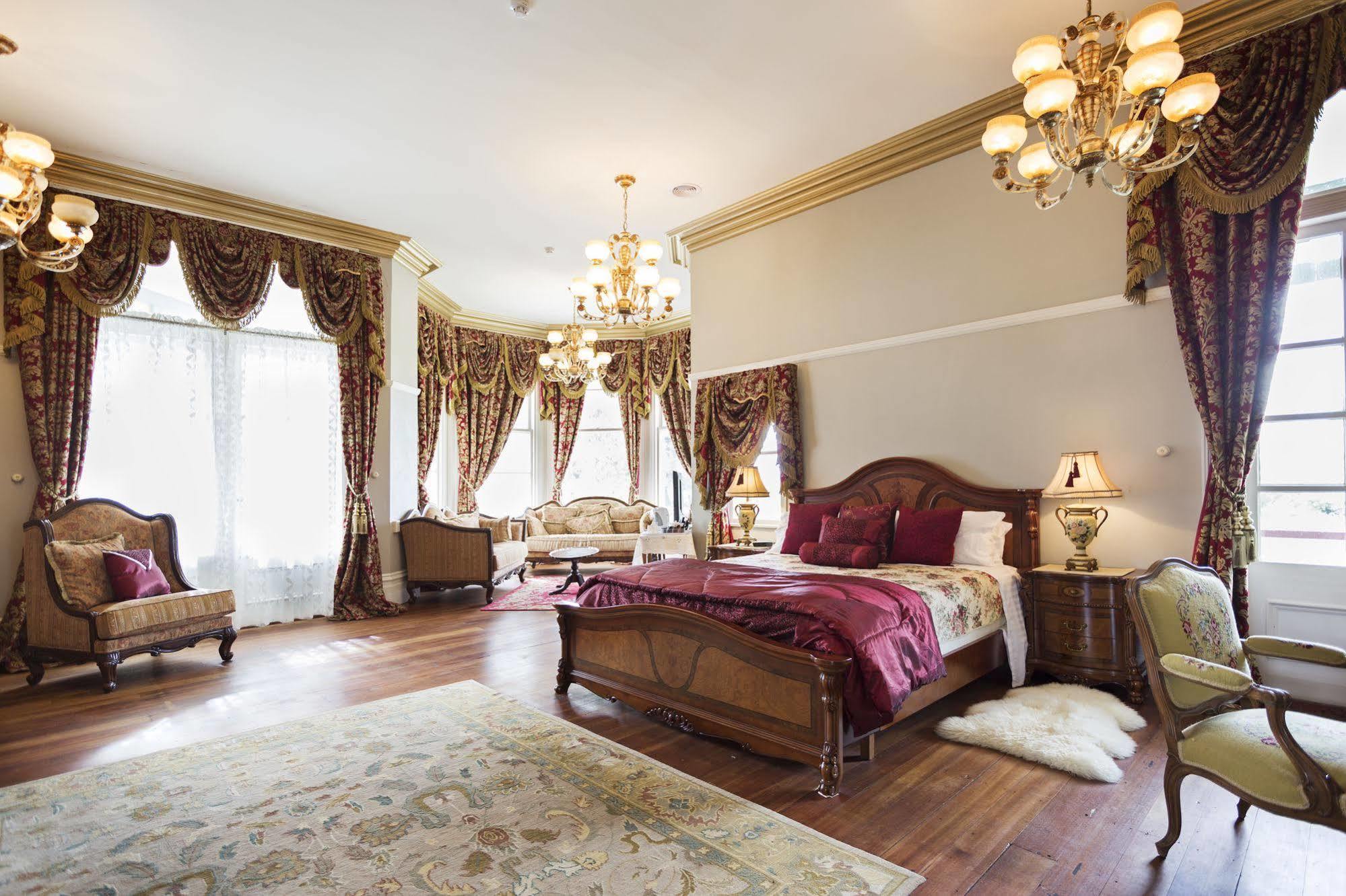 Highden Manor Estate Hotel Palmerston North Eksteriør billede