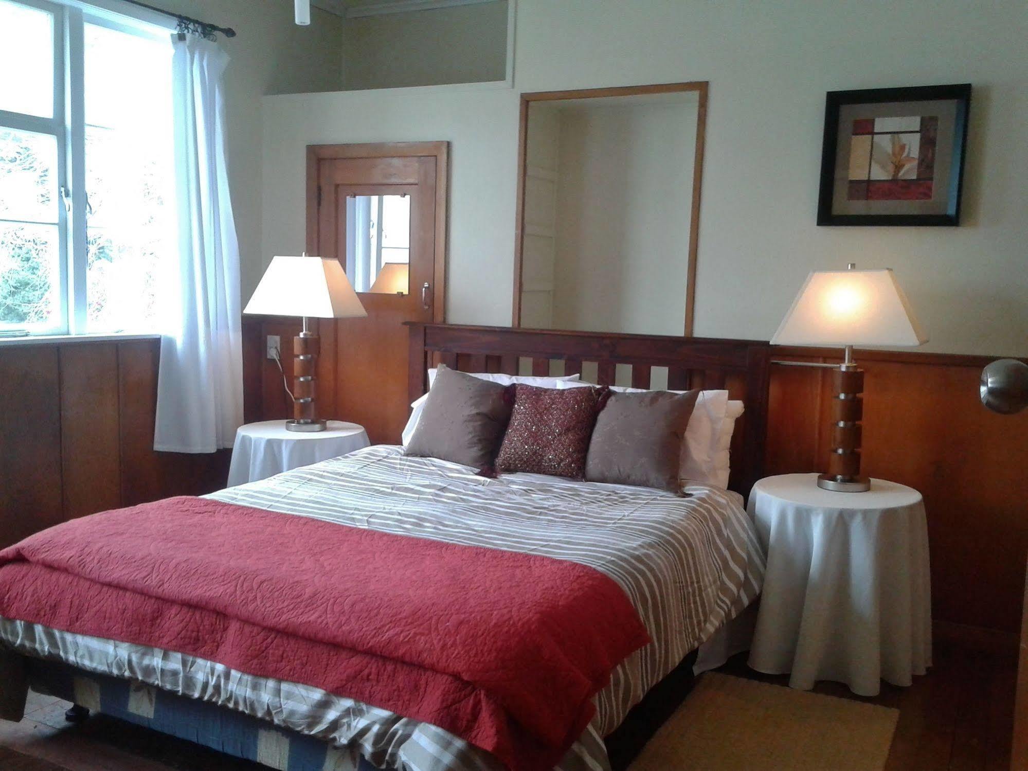 Highden Manor Estate Hotel Palmerston North Eksteriør billede