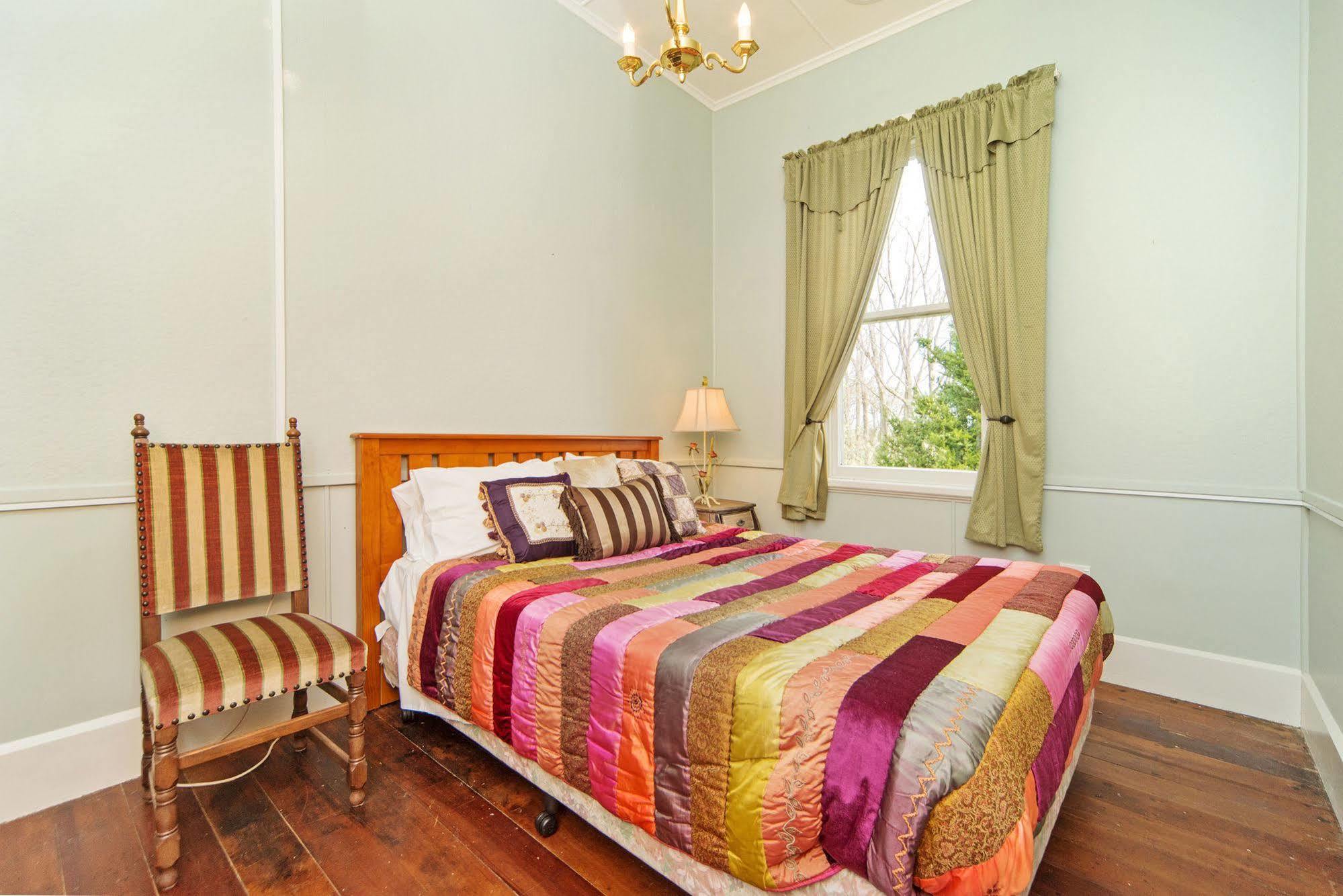 Highden Manor Estate Hotel Palmerston North Eksteriør billede