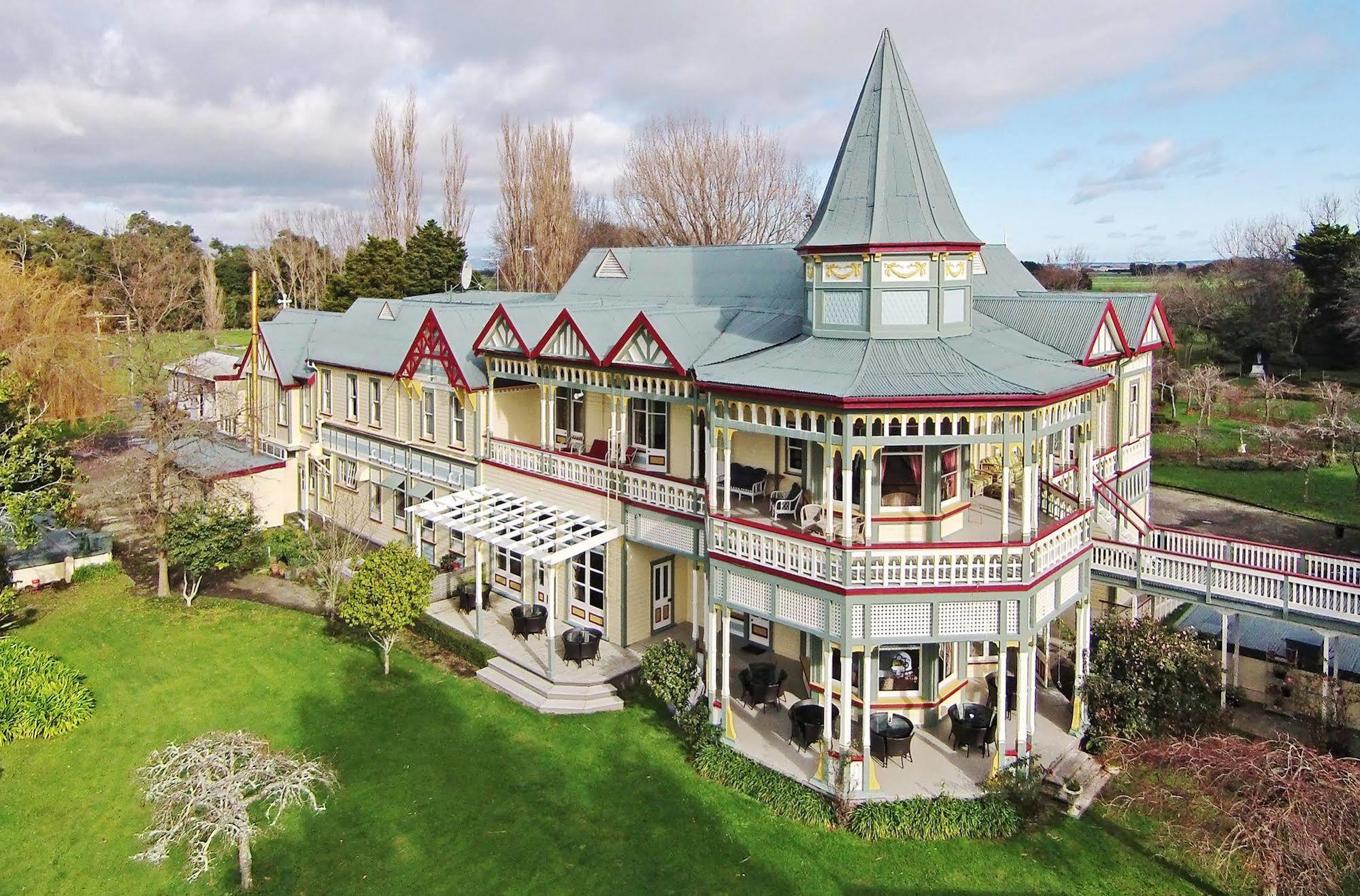 Highden Manor Estate Hotel Palmerston North Eksteriør billede