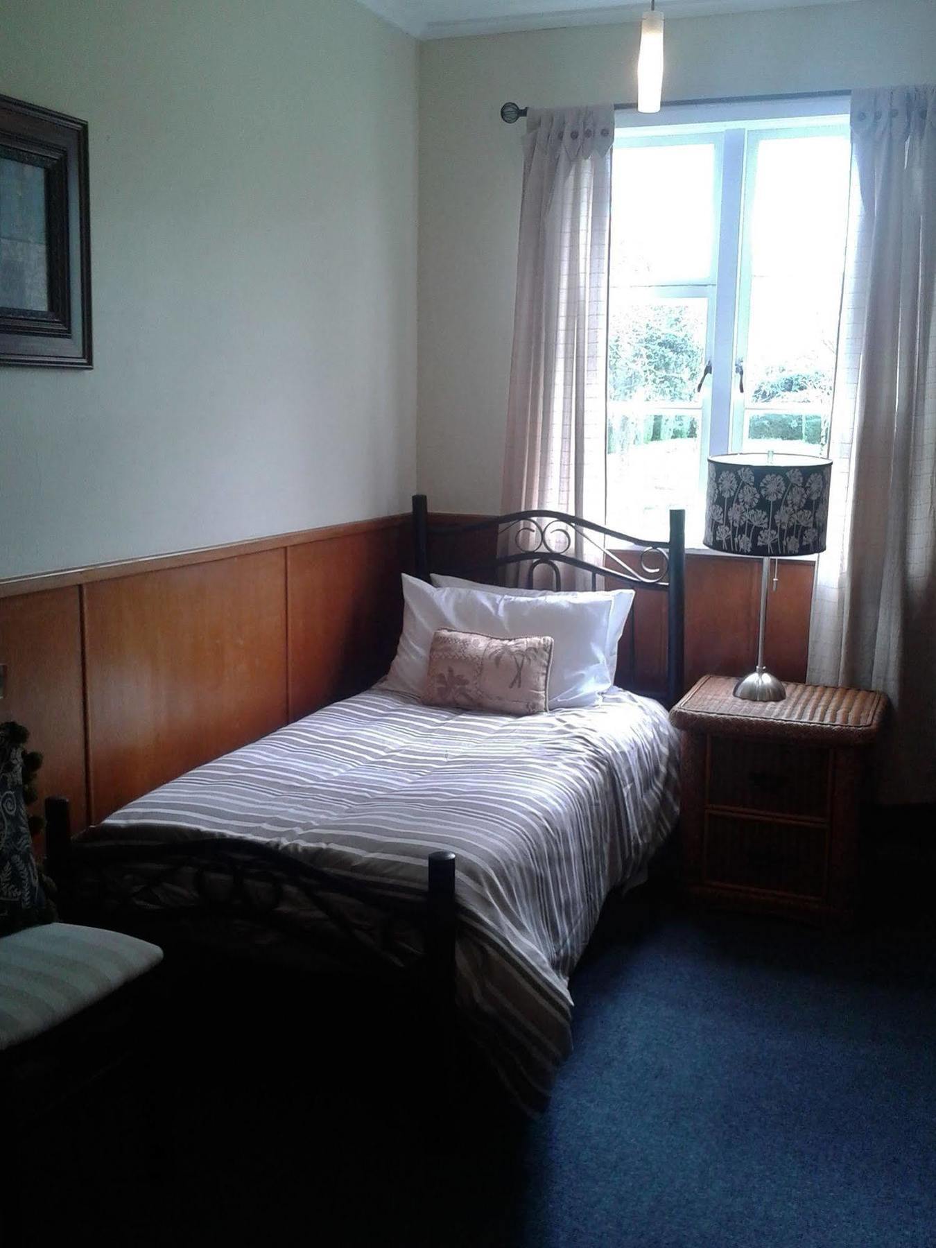 Highden Manor Estate Hotel Palmerston North Eksteriør billede